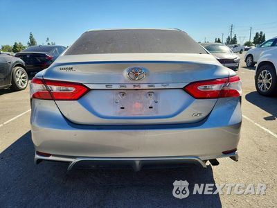 Zdjęcie 6 z 12 samochodu: 2018 TOYOTA CAMRY LE VIN:4T1B11HK2JU099833 - miniatura