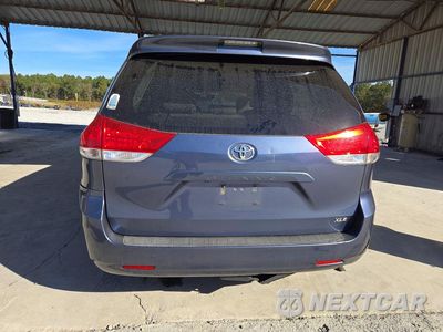 Zdjęcie 6 z 13 samochodu: 2014 TOYOTA SIENNA XLE 8-PASSENGER VIN:5TDYK3DC2ES522247 - miniatura