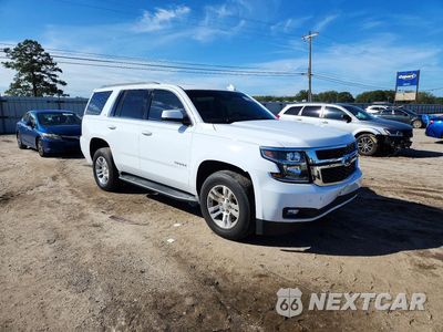 Czwarte zdjęcie samochodu z boku: 2016 CHEVROLET TAHOE C1500 LT VIN:1GNSCBKC9GR244889 - miniatura