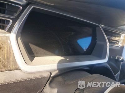Zdjęcie 9 z 12 samochodu: 2013 TESLA MODEL S VIN:5YJSA1CP6DFP06921 - miniatura
