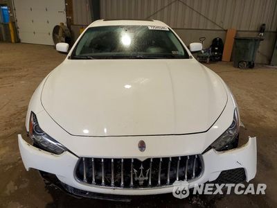 Piąte zdjęcie samochodu w środku: 2015 MASERATI GHIBLI S VIN:ZAM57RTA1F1144164 - miniatura