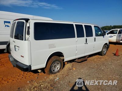 Trzecie zdjęcie samochodu z tyłu: 2020 GMC SAVANA G3500 LS VIN:1GJZ7NFG2L1159436 - miniatura