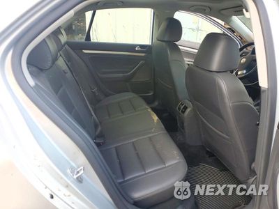 Zdjęcie 10 z 12 samochodu: 2008 VOLKSWAGEN JETTA SE VIN:3VWRZ71K98M135778 - miniatura