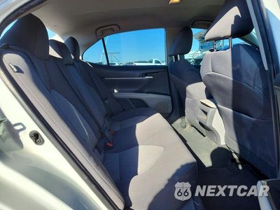 Zdjęcie 10 z 13 samochodu: 2020 TOYOTA CAMRY LE VIN:4T1C11AK4LU399617 - miniatura