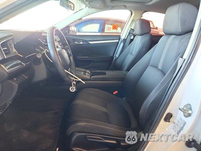 Zdjęcie 7 z 13 samochodu: 2018 HONDA CIVIC EX VIN:19XFC2F76JE206658 - miniatura