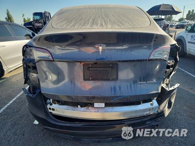 Zdjęcie 6 z 13 samochodu: 2023 TESLA MODEL Y VIN:7SAYGDEE1PF907705 - miniatura