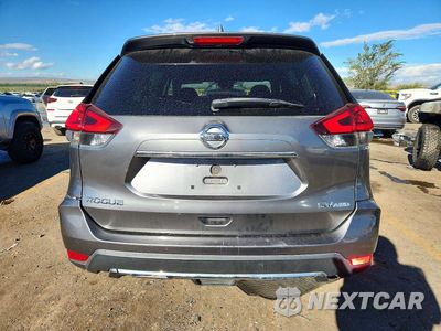 Zdjęcie 6 z 13 samochodu: 2018 NISSAN ROGUE SV VIN:KNMAT2MV1JP560969 - miniatura