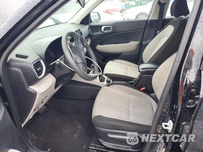Zdjęcie 7 z 13 samochodu: 2020 HYUNDAI VENUE SEL VIN:KMHRC8A36LU043000 - miniatura