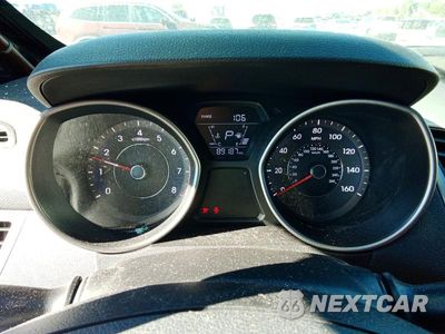Zdjęcie 9 z 12 samochodu: 2016 HYUNDAI ELANTRA VALUE EDITION VIN:5NPDH4AEXGH679946 - miniatura