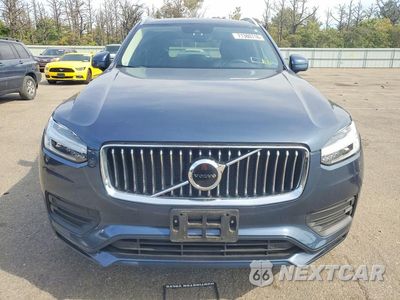 Piąte zdjęcie samochodu w środku: 2020 VOLVO XC90 T5 MOMENTUM VIN:YV4102PK9L1602768 - miniatura