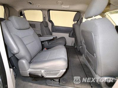 Zdjęcie 11 z 14 samochodu: 2010 DODGE GRAND CARAVAN SE VIN:2D4RN4DE9AR115910 - miniatura