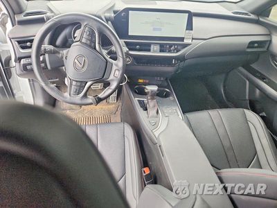 Zdjęcie 8 z 13 samochodu: 2023 LEXUS UX 250H F SPORT HANDLING VIN:JTHR9JBH0P2063313 - miniatura