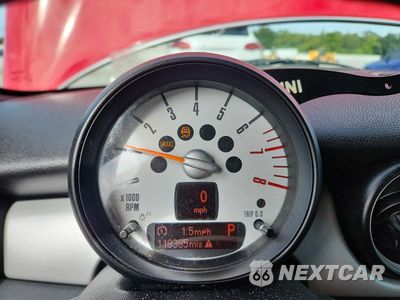 Zdjęcie 9 z 12 samochodu: 2012 MINI COOPER S VIN:WMWSU3C57CT254715 - miniatura