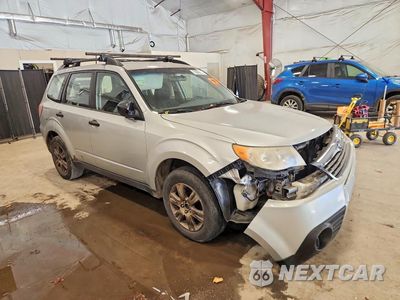Czwarte zdjęcie samochodu z boku: 2010 SUBARU FORESTER XS VIN:JF2SH6BC4AH780228 - miniatura