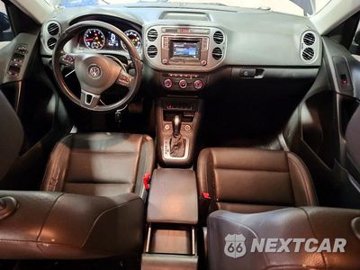 Zdjęcie 8 z 14 samochodu: 2016 VOLKSWAGEN TIGUAN S VIN:WVGBV7AXXGW599135 - miniatura
