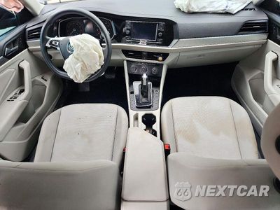 Zdjęcie 8 z 13 samochodu: 2021 VOLKSWAGEN JETTA S VIN:3VWC57BU4MM073587 - miniatura