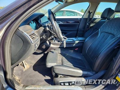 Zdjęcie 7 z 12 samochodu: 2016 BMW 750 XI VIN:WBA7F2C52GG420695 - miniatura