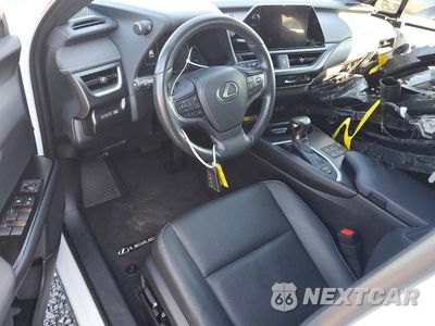 Zdjęcie 8 z 12 samochodu: 2024 LEXUS UX 250H PREMIUM VIN:JTHP9JBHXR2072112 - miniatura