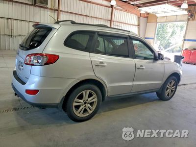 Trzecie zdjęcie samochodu z tyłu: 2012 HYUNDAI SANTA FE SE VIN:5XYZHDAG4CG108820 - miniatura