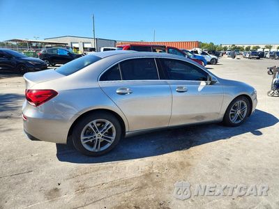 Trzecie zdjęcie samochodu z tyłu: 2020 MERCEDES-BENZ A 220 VIN:W1K3G4EB1LJ196934 - miniatura