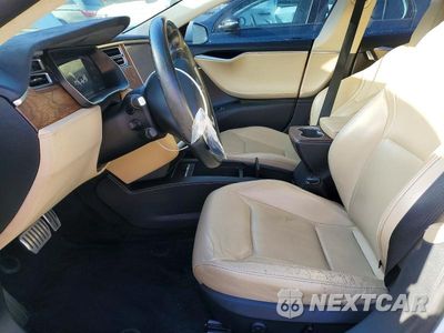 Zdjęcie 7 z 12 samochodu: 2016 TESLA MODEL S VIN:5YJSA1E24GF169052 - miniatura