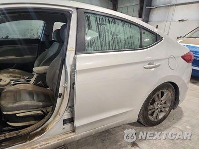 Zdjęcie 12 z 13 samochodu: 2017 HYUNDAI ELANTRA SE VIN:5NPD84LF3HH024714 - miniatura
