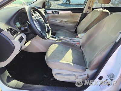Zdjęcie 7 z 12 samochodu: 2015 NISSAN SENTRA S VIN:3N1AB7APXFY242007 - miniatura