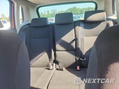 Zdjęcie 10 z 13 samochodu: 2011 VOLKSWAGEN TIGUAN S VIN:WVGAV7AX5BW000985 - miniatura