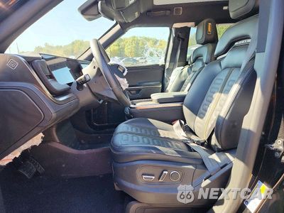 Zdjęcie 7 z 12 samochodu: 2025 RIVIAN R1T ADVENTURE VIN:7FCTGBAA8SN039818 - miniatura