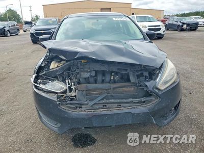 Piąte zdjęcie samochodu w środku: 2018 FORD FOCUS SE VIN:1FADP3K22JL329446 - miniatura
