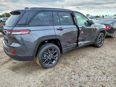 Trzecie zdjęcie samochodu z tyłu: 2025 JEEP GRAND CHEROKEE LIMITED VIN:1C4RJHBG3S8795966 - miniatura