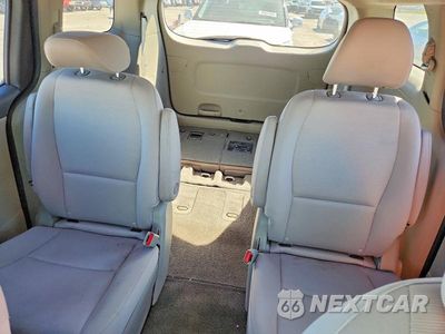 Zdjęcie 10 z 13 samochodu: 2015 KIA SEDONA LX VIN:KNDMB5C13F6030855 - miniatura
