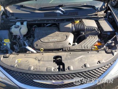 Zdjęcie 12 z 13 samochodu: 2019 CHRYSLER PACIFICA TOURING L PLUS VIN:2C4RC1EGXKR541608 - miniatura