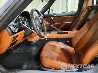 Zdjęcie 7 z 13 samochodu: 2007 MAZDA MX-5 MIATA VIN:JM1NC26F370135570 - miniatura