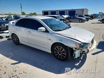 Czwarte zdjęcie samochodu z boku: 2016 MITSUBISHI LANCER ES VIN:JA32V2FW2GU010869 - miniatura