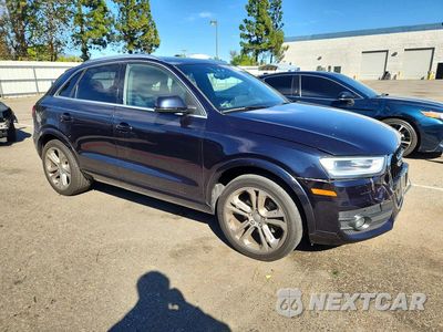 Czwarte zdjęcie samochodu z boku: 2015 AUDI Q3 PRESTIGE VIN:WA1GFCFSXFR006524 - miniatura