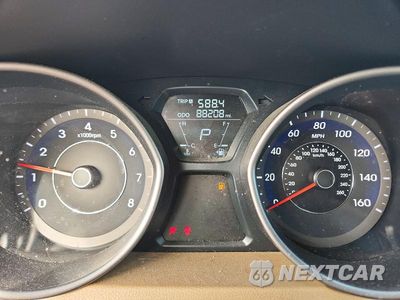 Zdjęcie 9 z 12 samochodu: 2011 HYUNDAI ELANTRA LIMITED VIN:5NPDH4AE0BH010884 - miniatura