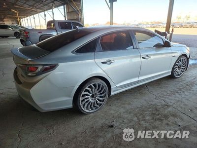 Trzecie zdjęcie samochodu z tyłu: 2016 HYUNDAI SONATA HYBRID SE VIN:KMHE24L13GA027219 - miniatura