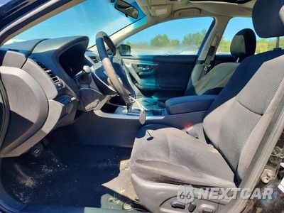 Zdjęcie 7 z 12 samochodu: 2015 NISSAN ALTIMA 2.5 SV VIN:1N4AL3AP2FC161407 - miniatura