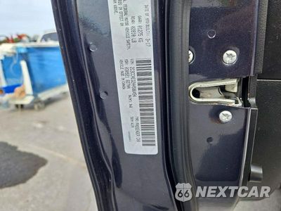 Zdjęcie 13 z 13 samochodu: 2017 CHRYSLER 300C VIN:2C3CCAEG2HH586454 - miniatura