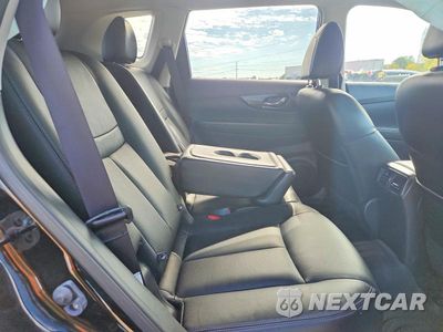 Zdjęcie 10 z 12 samochodu: 2017 NISSAN ROGUE SL VIN:JN8AT2MV7HW260468 - miniatura