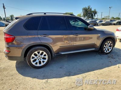 Trzecie zdjęcie samochodu z tyłu: 2011 BMW X5 XDRIVE35I VIN:5UXZV4C55BL400563 - miniatura