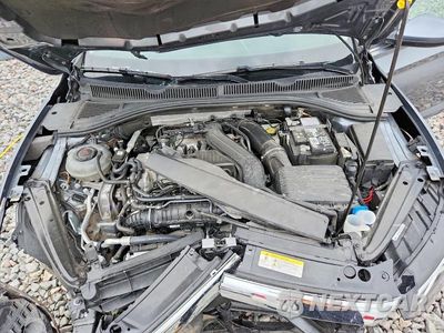 Zdjęcie 11 z 12 samochodu: 2024 VOLKSWAGEN JETTA SE VIN:3VWEM7BU4RM010198 - miniatura