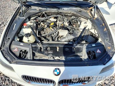 Zdjęcie 11 z 12 samochodu: 2013 BMW 528 XI VIN:WBAXH5C56DD114625 - miniatura