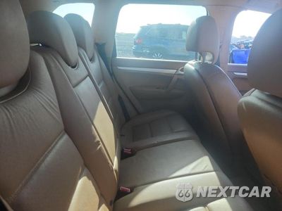 Zdjęcie 11 z 13 samochodu: 2009 PORSCHE CAYENNE VIN:WP1AA29PX9LA13345 - miniatura