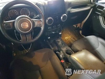 Zdjęcie 8 z 13 samochodu: 2015 JEEP WRANGLER UNLIMITED SAHARA VIN:1C4HJWEG5FL621671 - miniatura