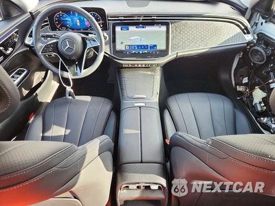 Zdjęcie 8 z 13 samochodu: 2025 MERCEDES-BENZ E 350 VIN:W1KLF4GB5SA162333 - miniatura