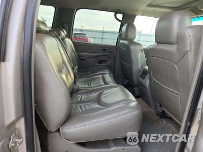 Zdjęcie 11 z 13 samochodu: 2004 GMC YUKON XL K1500 VIN:1GKFK16Z24J236766 - miniatura