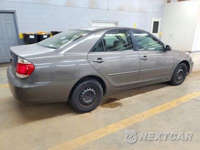 Trzecie zdjęcie samochodu z tyłu: 2006 TOYOTA CAMRY LE VIN:4T1BE32K46U720294 - miniatura
