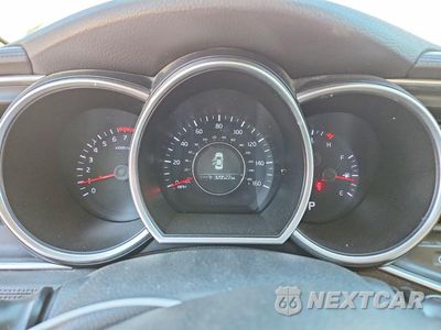 Zdjęcie 9 z 12 samochodu: 2014 KIA OPTIMA EX VIN:5XXGN4A74EG347162 - miniatura